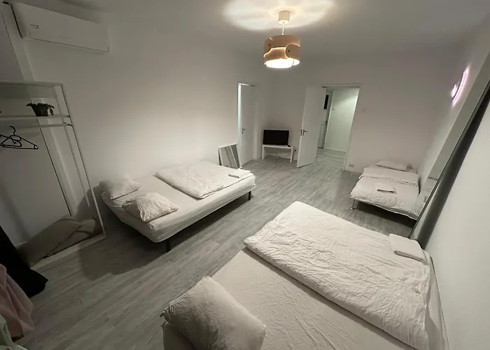 Apartment New 79