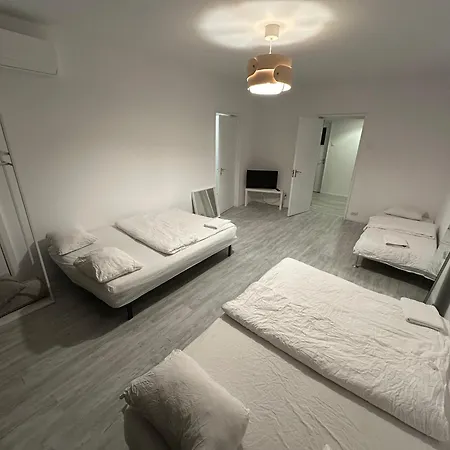 Apartament New 79